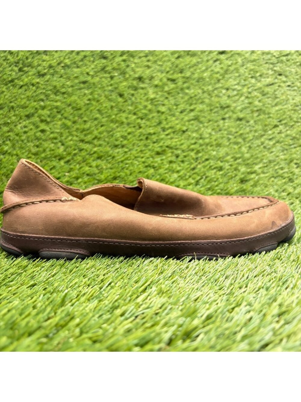 OluKai Moloa Mens Size 8.5 Brown Casual Classic Leather Slip On Loafer Shoes